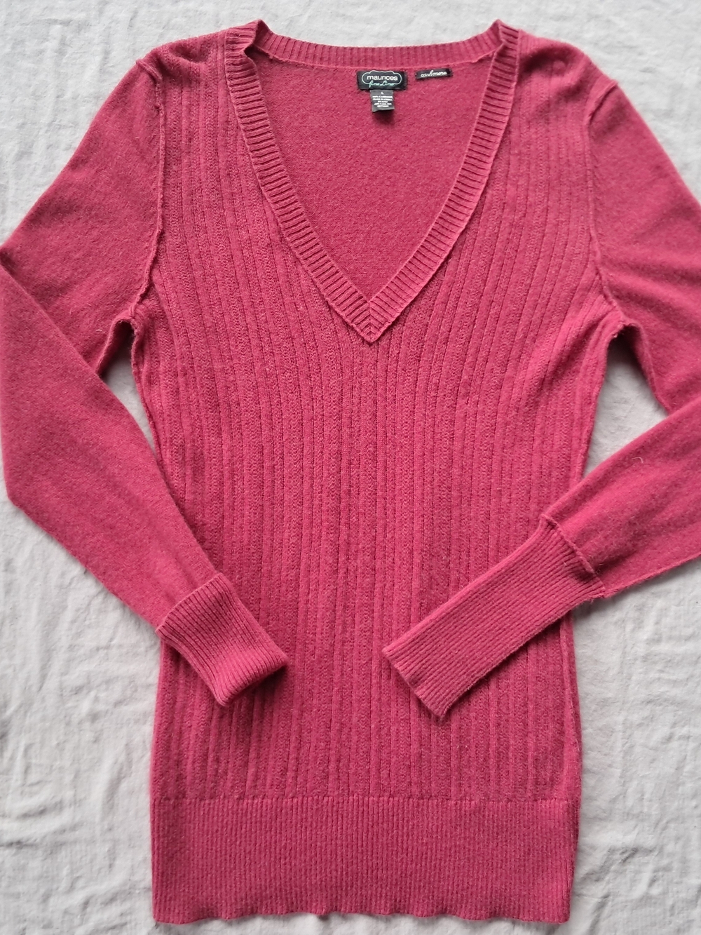 Maurices Fine Line Red V-Neck Ribbed Cashmere Sweater